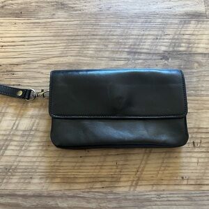 Andar Stevie Clutch Wristlet